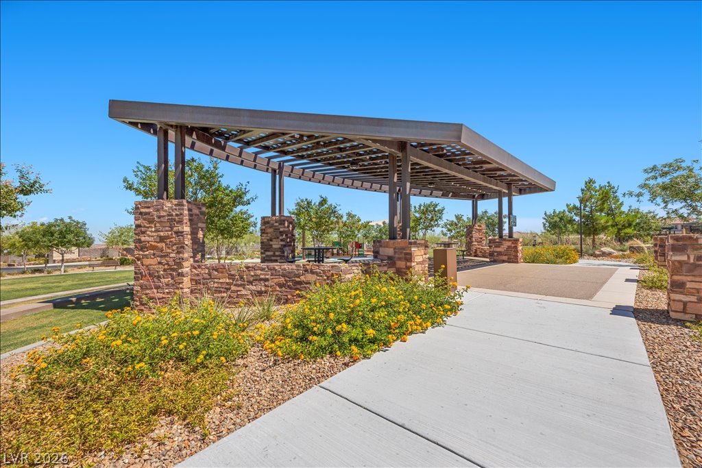 82 Nine Mile Creek Drive Property Photo 46