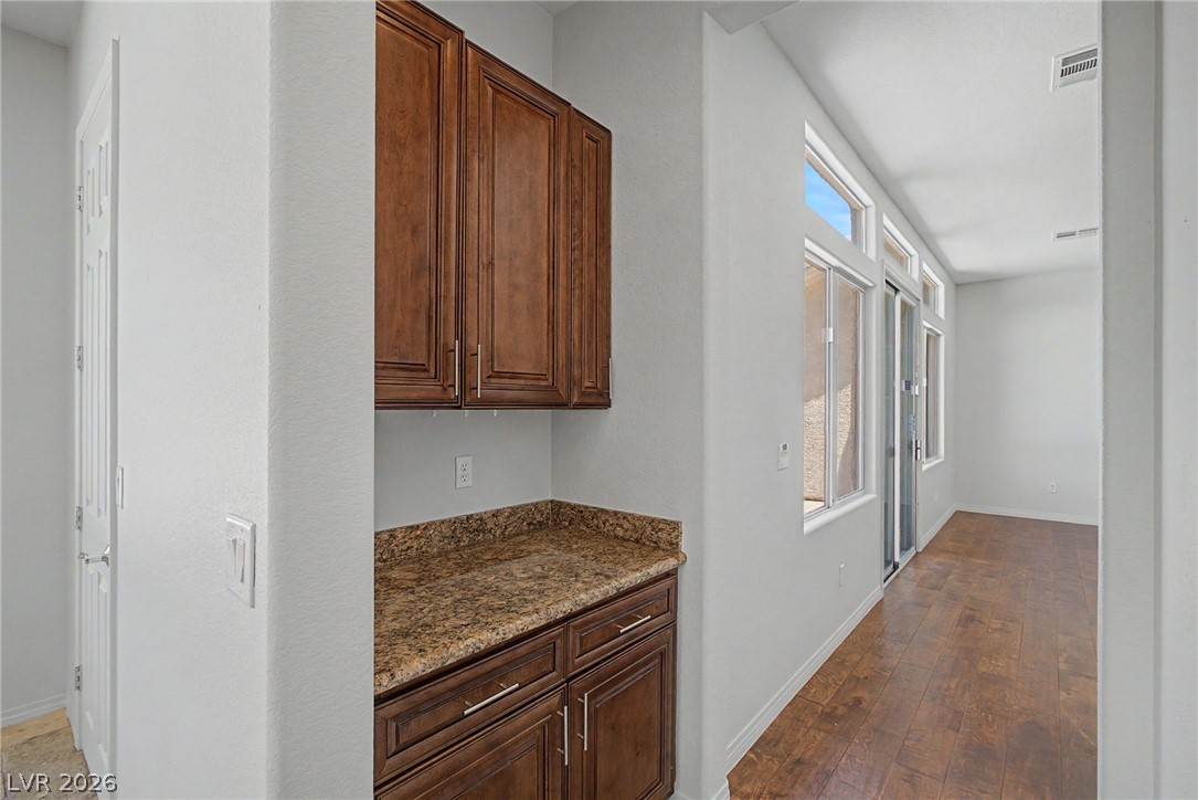 7112 Via Campanile Avenue Property Photo 14