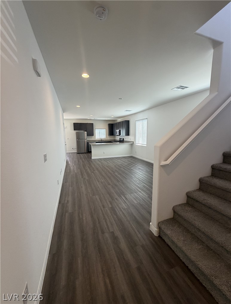 8074 Kings Guard Street Property Photo 3