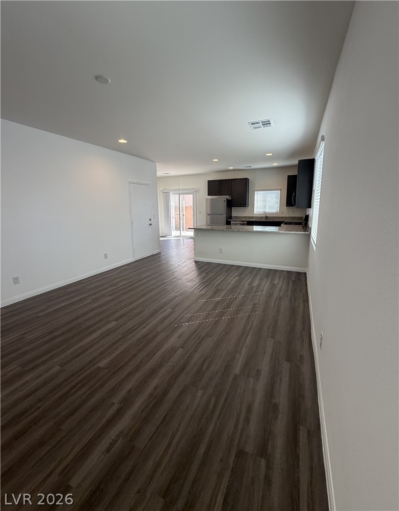 8074 Kings Guard Street Property Photo 4
