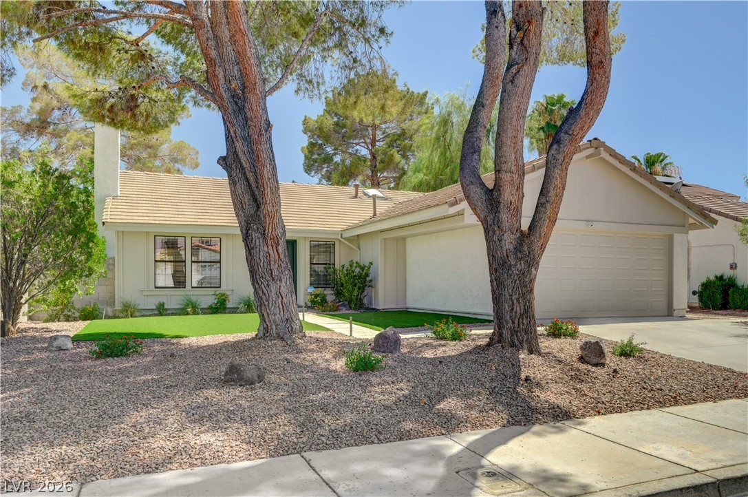 3131 White Rose Way Property Photo 5