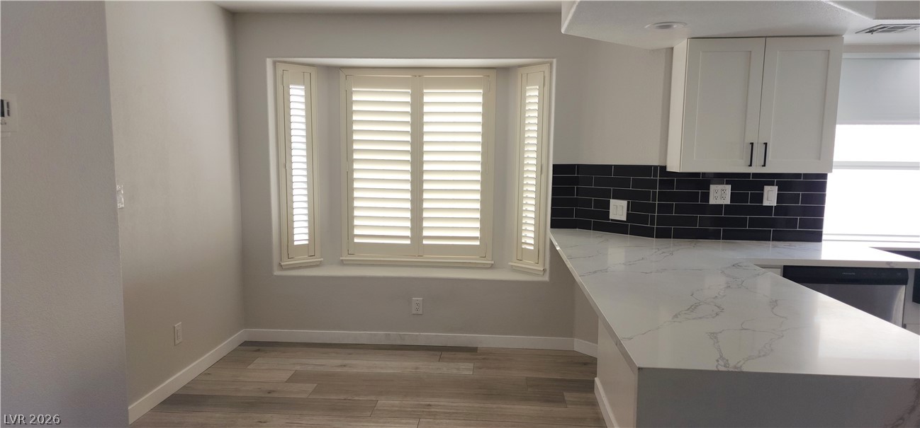 8016 Shorecrest Drive Property Photo 11