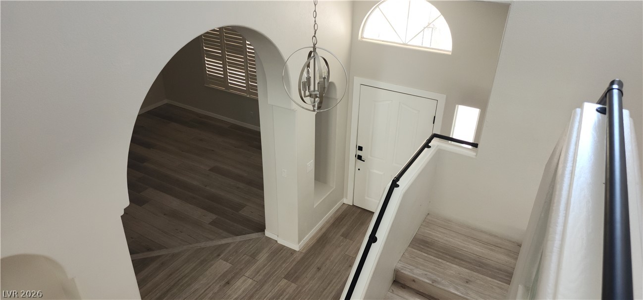 8016 Shorecrest Drive Property Photo 14