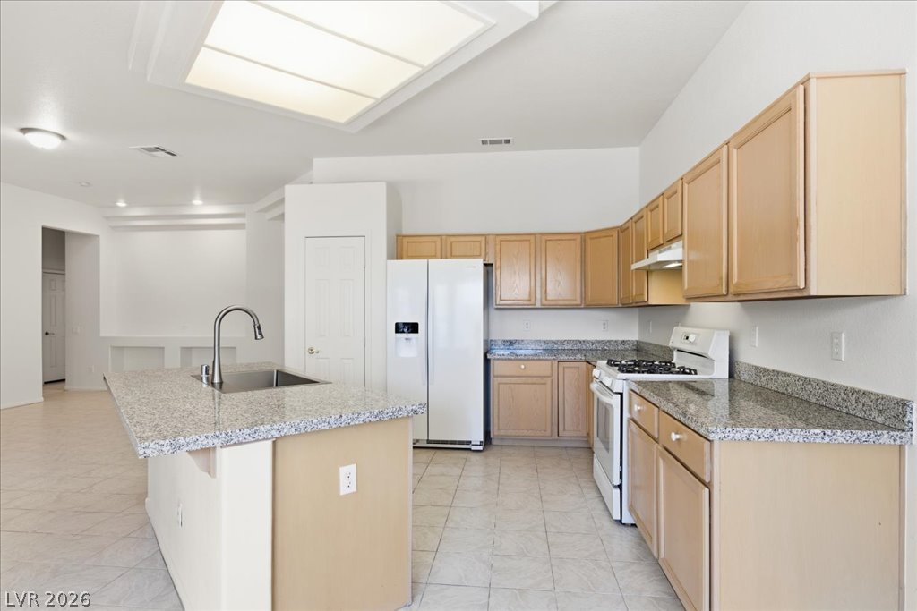 8633 Crest Hill Avenue Property Photo 16