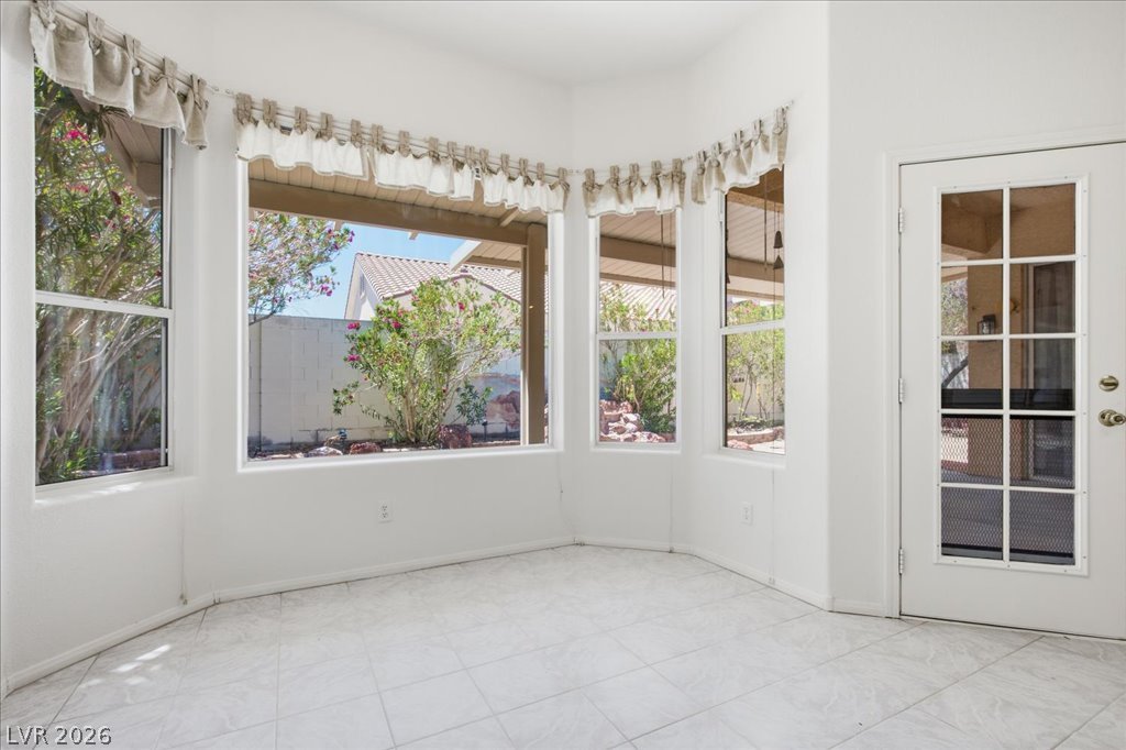8633 Crest Hill Avenue Property Photo 20
