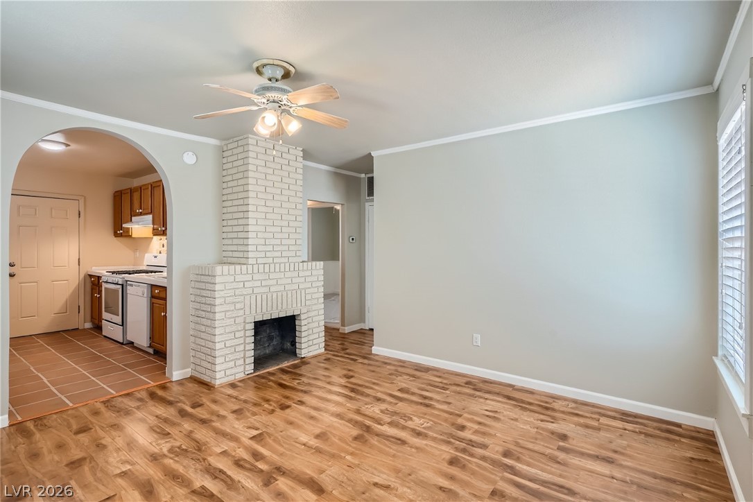 1933 Allen Avenue Property Photo 4
