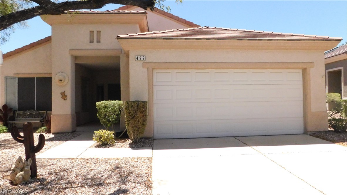 499 Elm Crest Place Property Photo 1