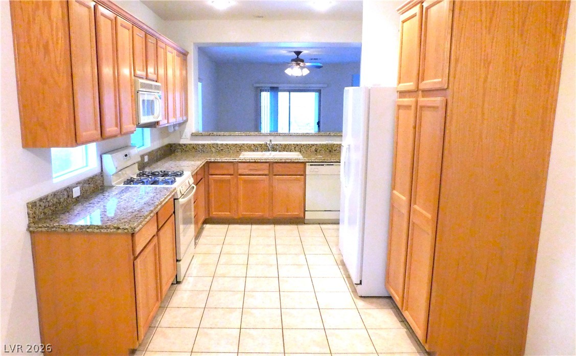 499 Elm Crest Place Property Photo 5