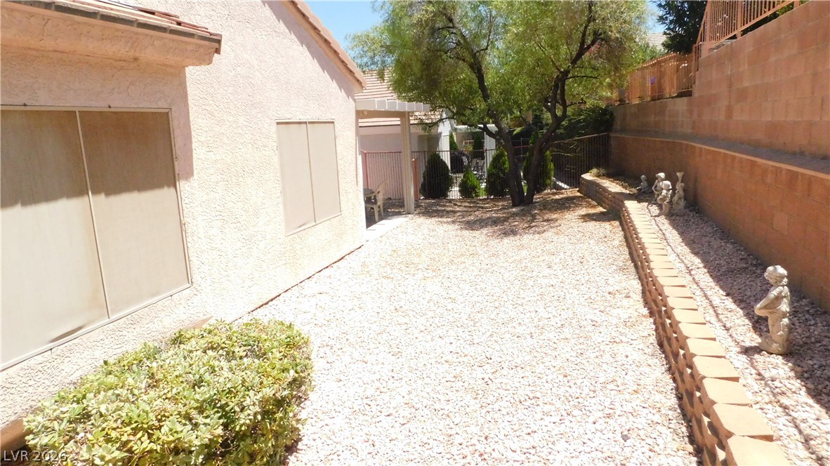 499 Elm Crest Place Property Photo 49
