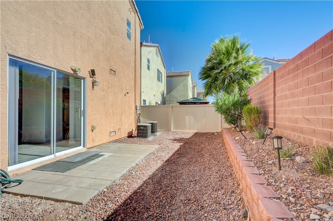 7439 Mariposa Grove Street Property Photo 43