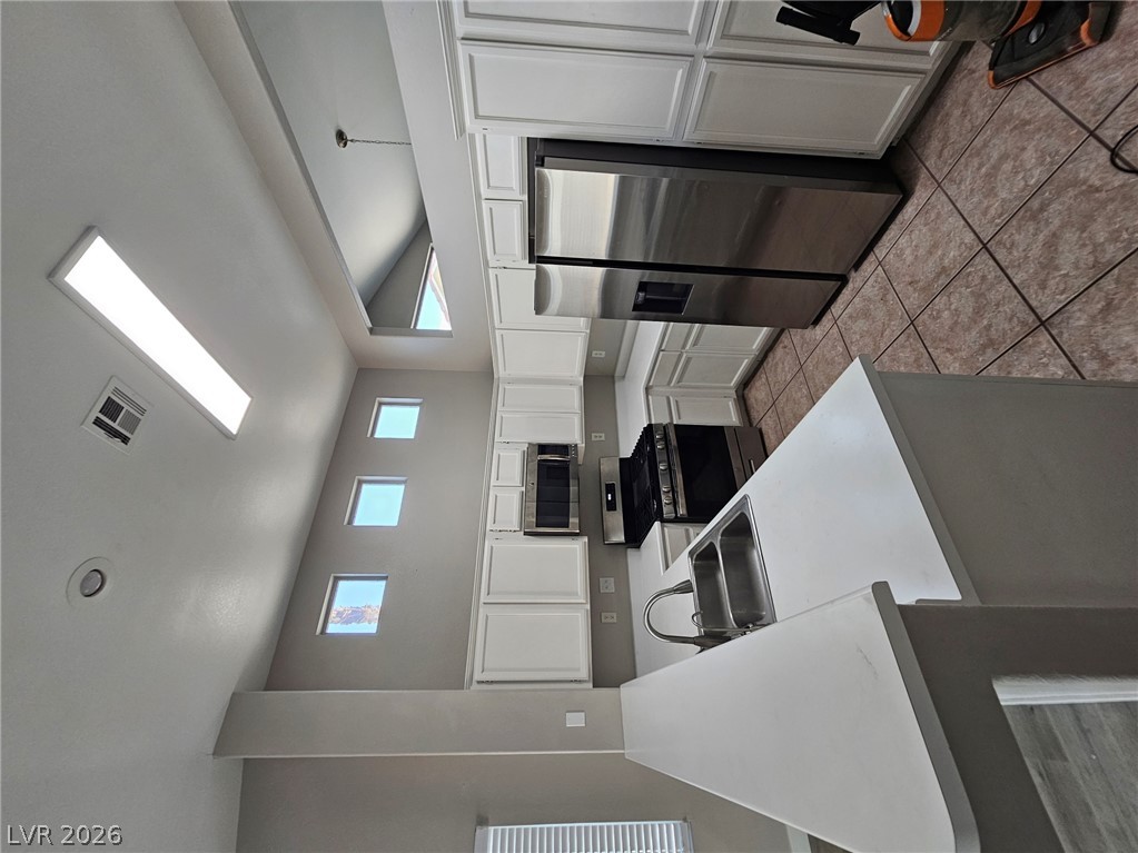 1418 Reebok Terrace Property Photo 4