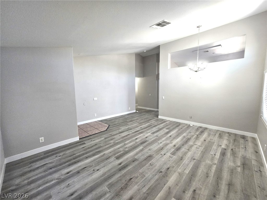 1418 Reebok Terrace Property Photo 11