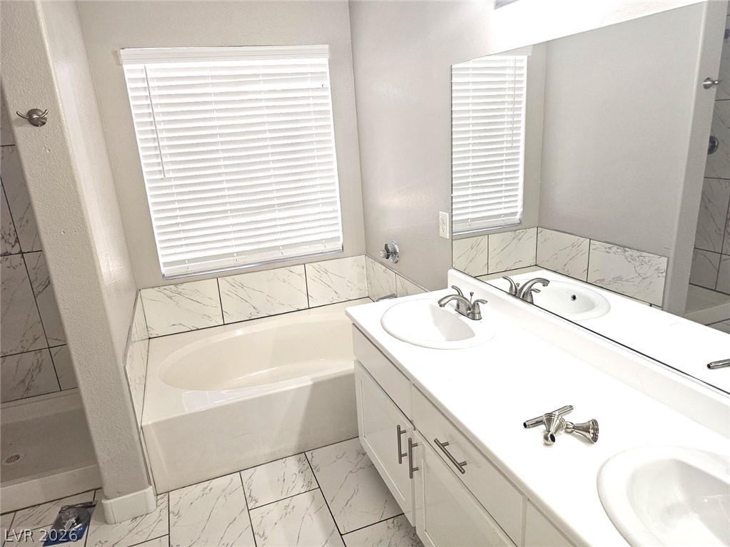 1418 Reebok Terrace Property Photo 28