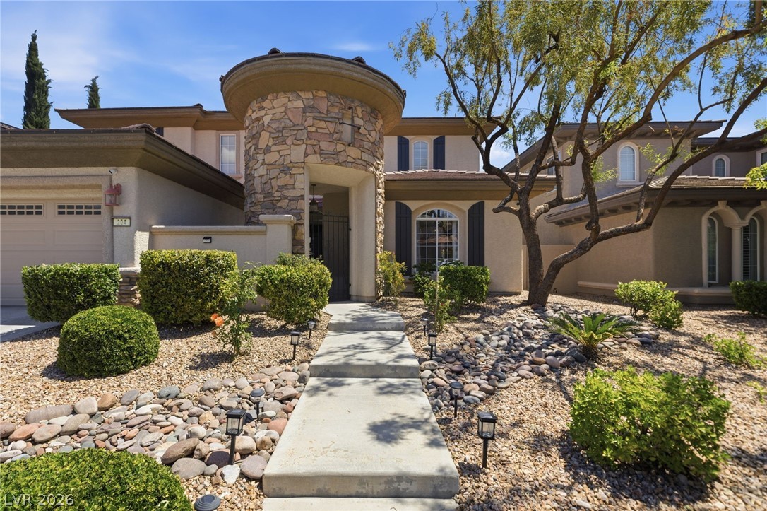 204 Popolo Drive Property Photo 4