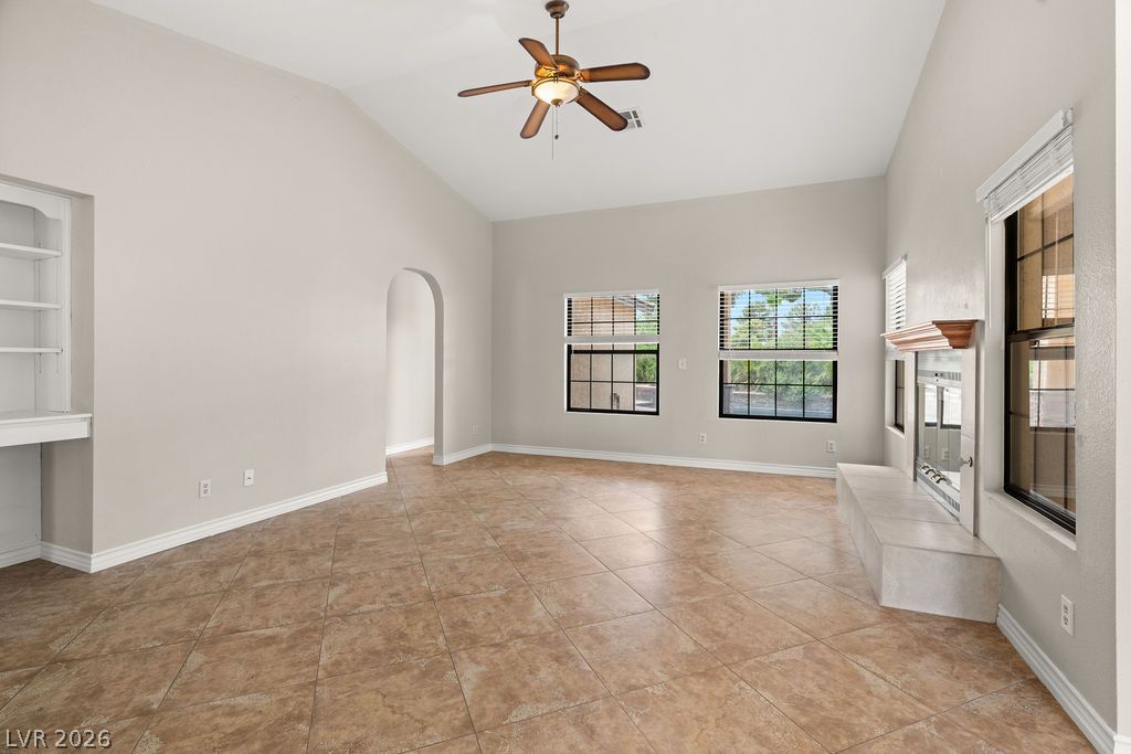 5301 Braemar Drive Property Photo 14