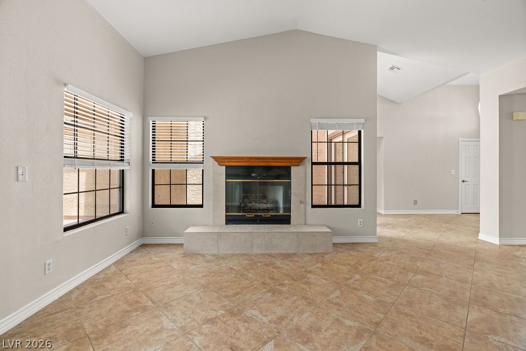 5301 Braemar Drive Property Photo 16