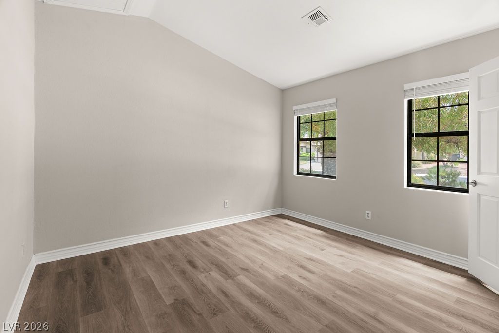 5301 Braemar Drive Property Photo 37