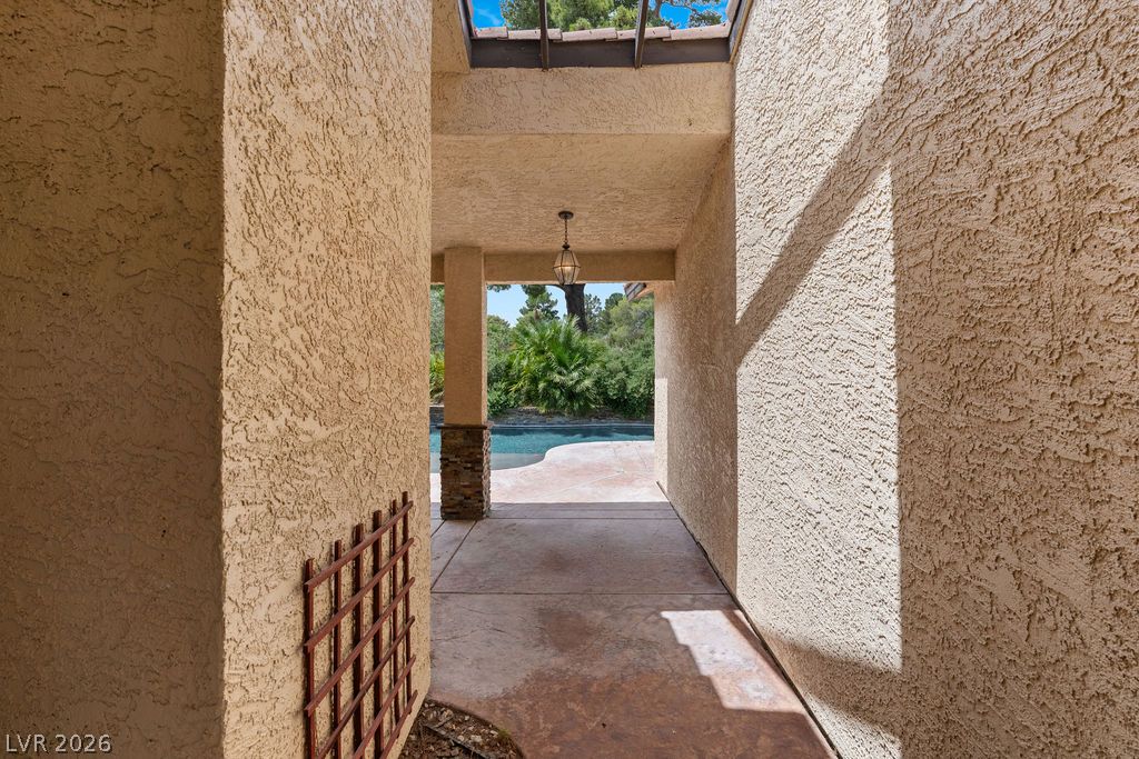5301 Braemar Drive Property Photo 55