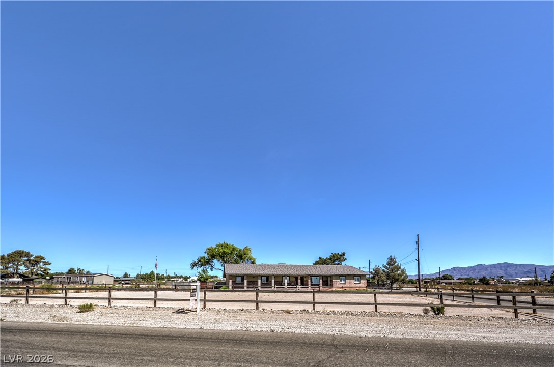 8910 West Rosada Way Property Photo 4