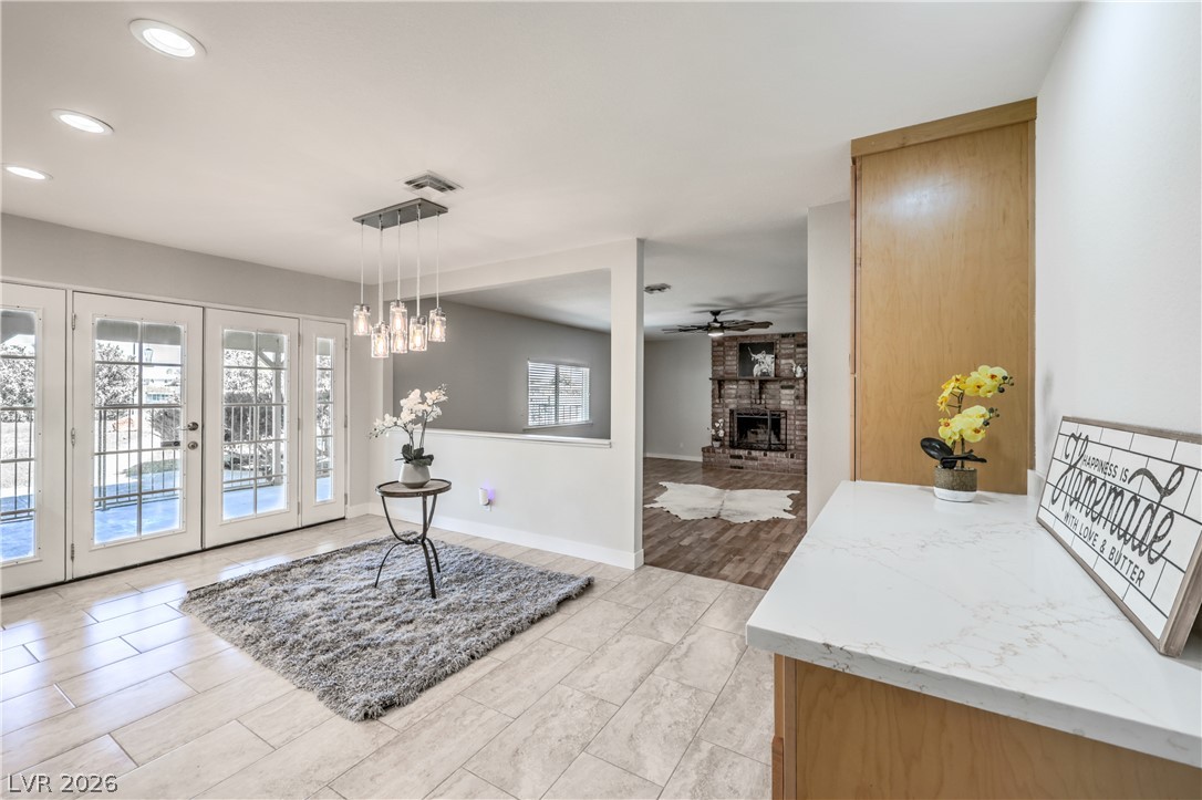 8910 West Rosada Way Property Photo 12