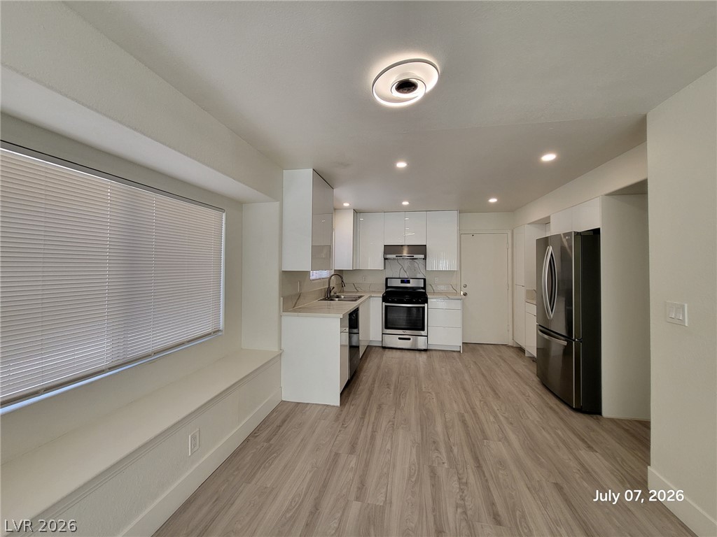 3305 Hyannis Circle Property Photo 8