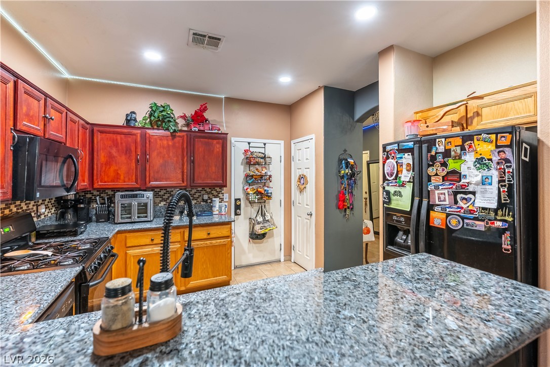 6529 La Placita Avenue Property Photo 7