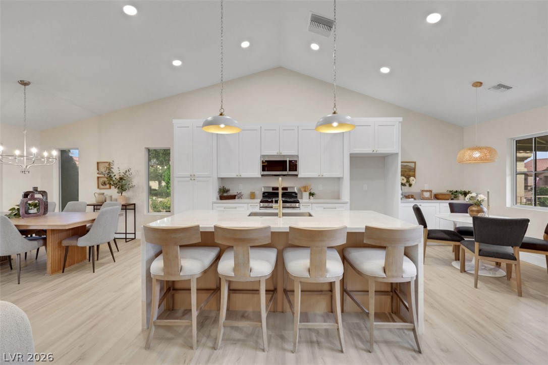 9024 Villa Ridge Drive Property Photo 1