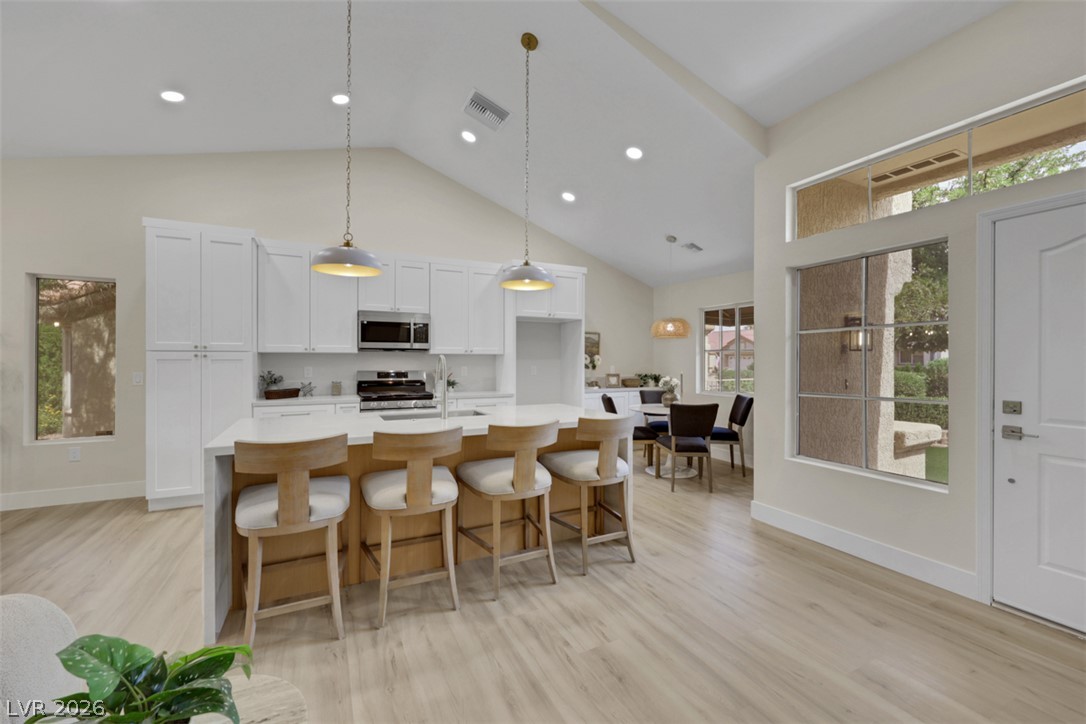 9024 Villa Ridge Drive Property Photo 2
