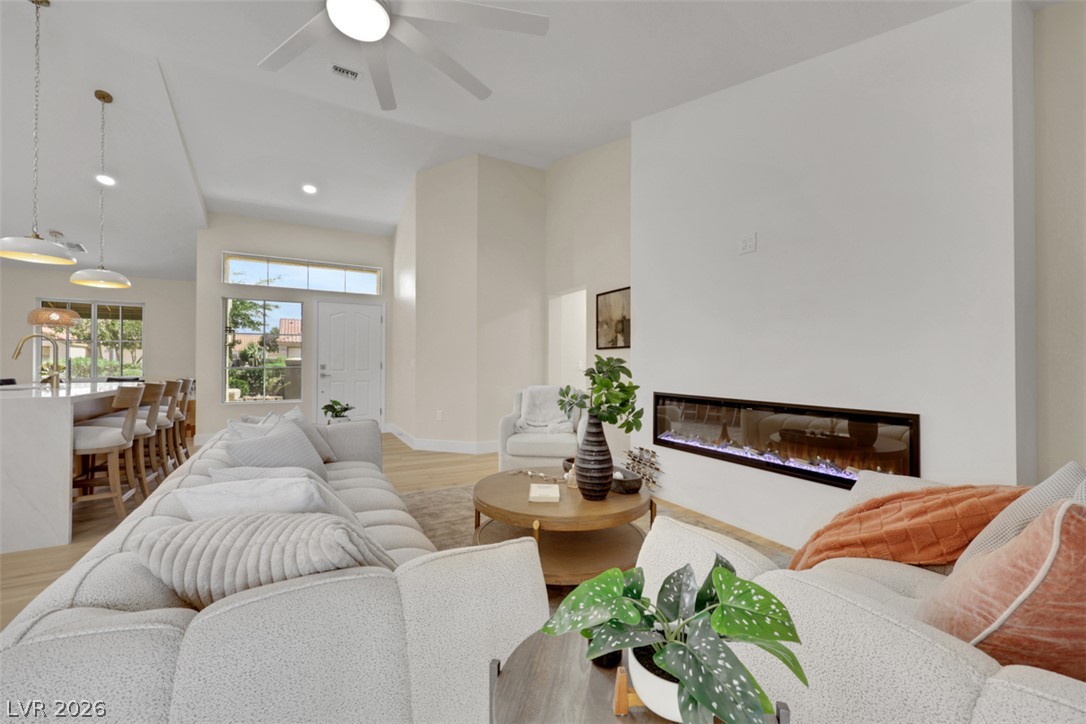 9024 Villa Ridge Drive Property Photo 8