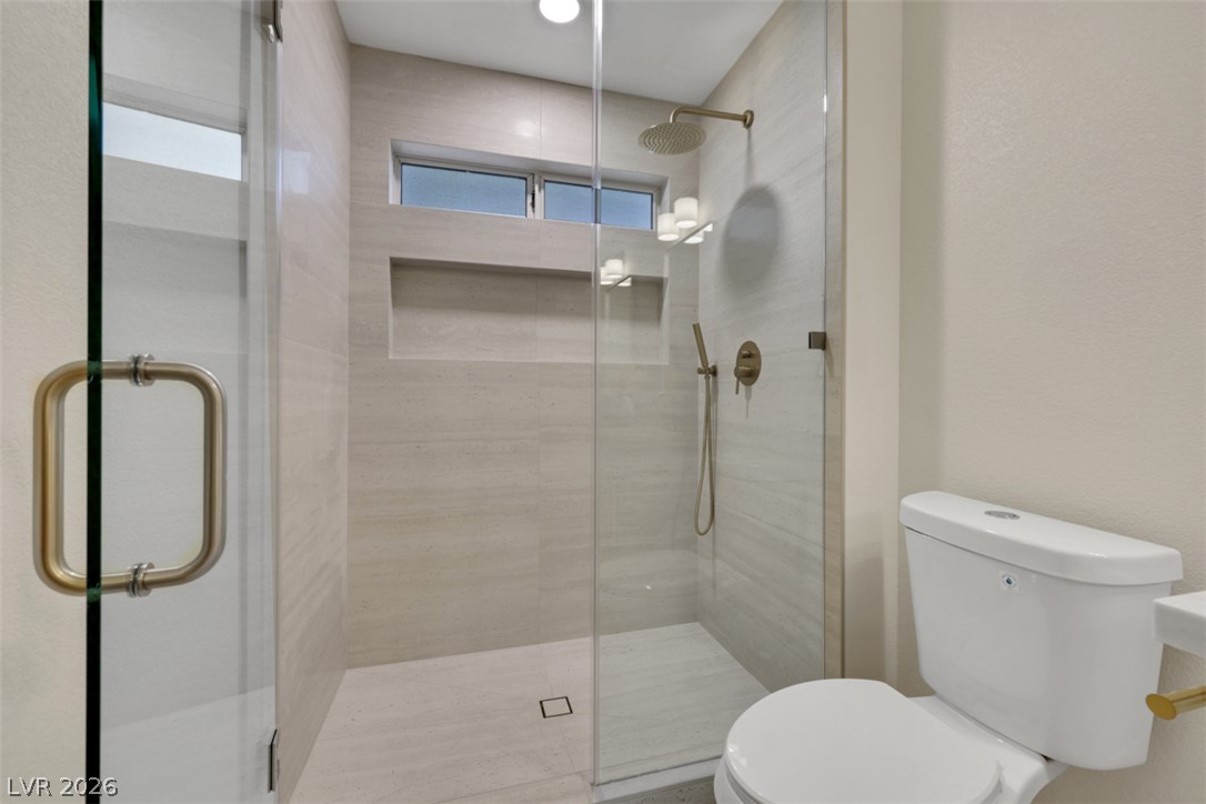 9024 Villa Ridge Drive Property Photo 18