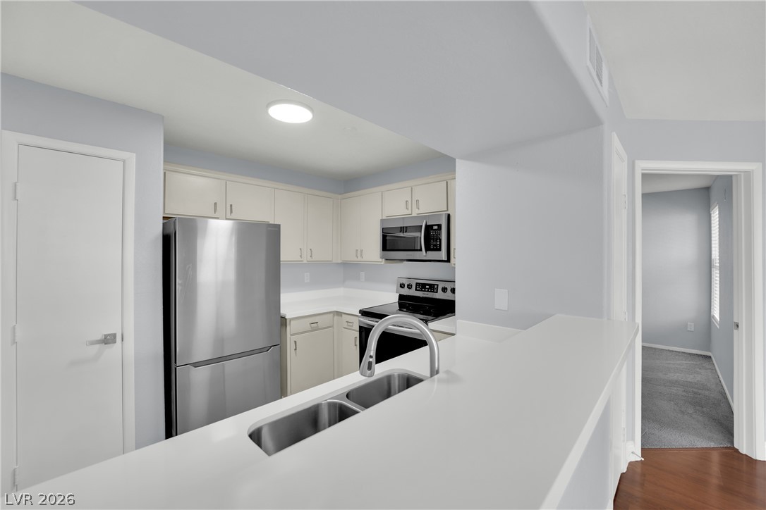 2300 East Silverado Ranch Boulevard 2152 Property Photo 6