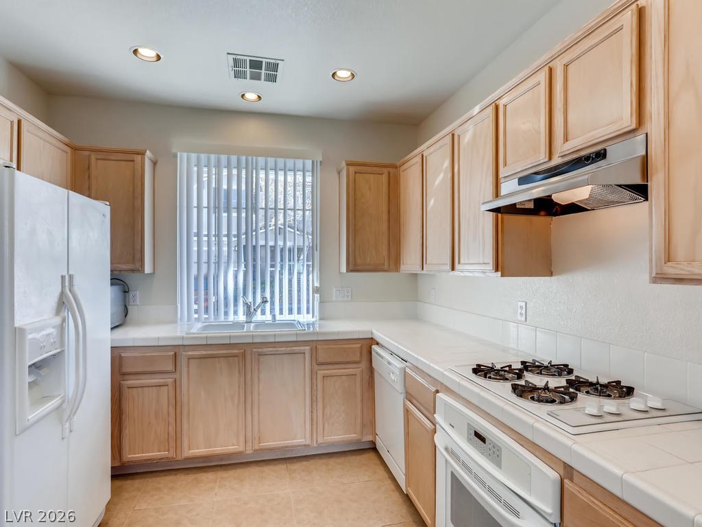 6178 Arbor Valley Avenue Property Photo 8