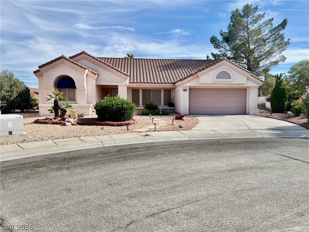 2404 Floyd Court Property Photo 1