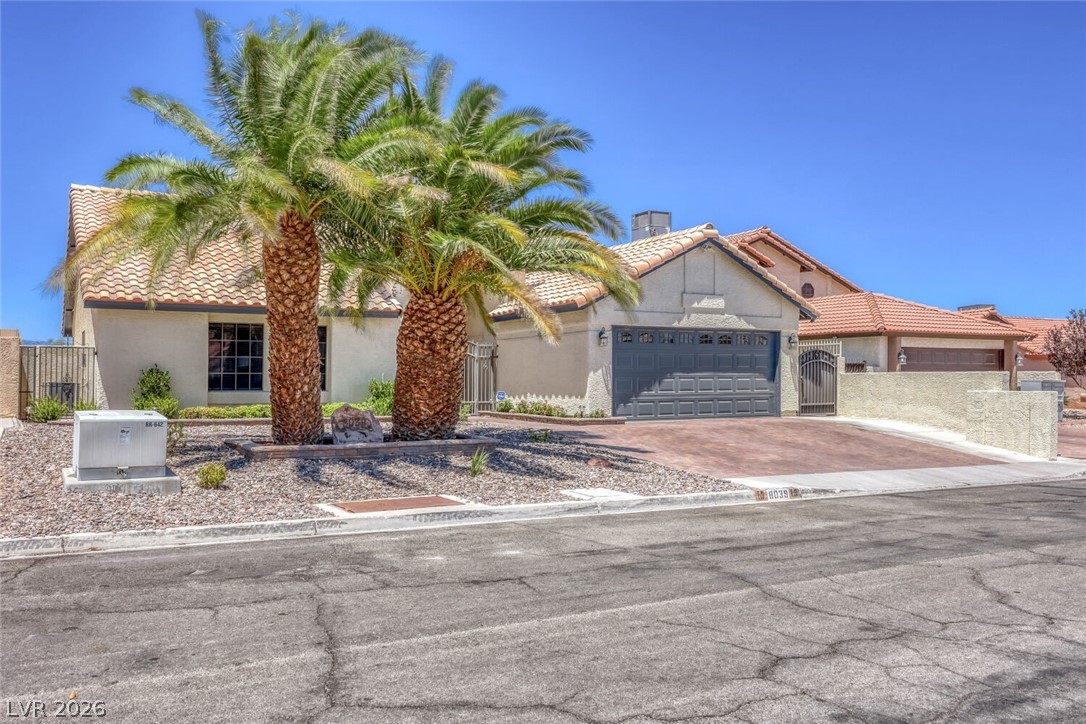 8039 Aspendale Drive Property Photo 8