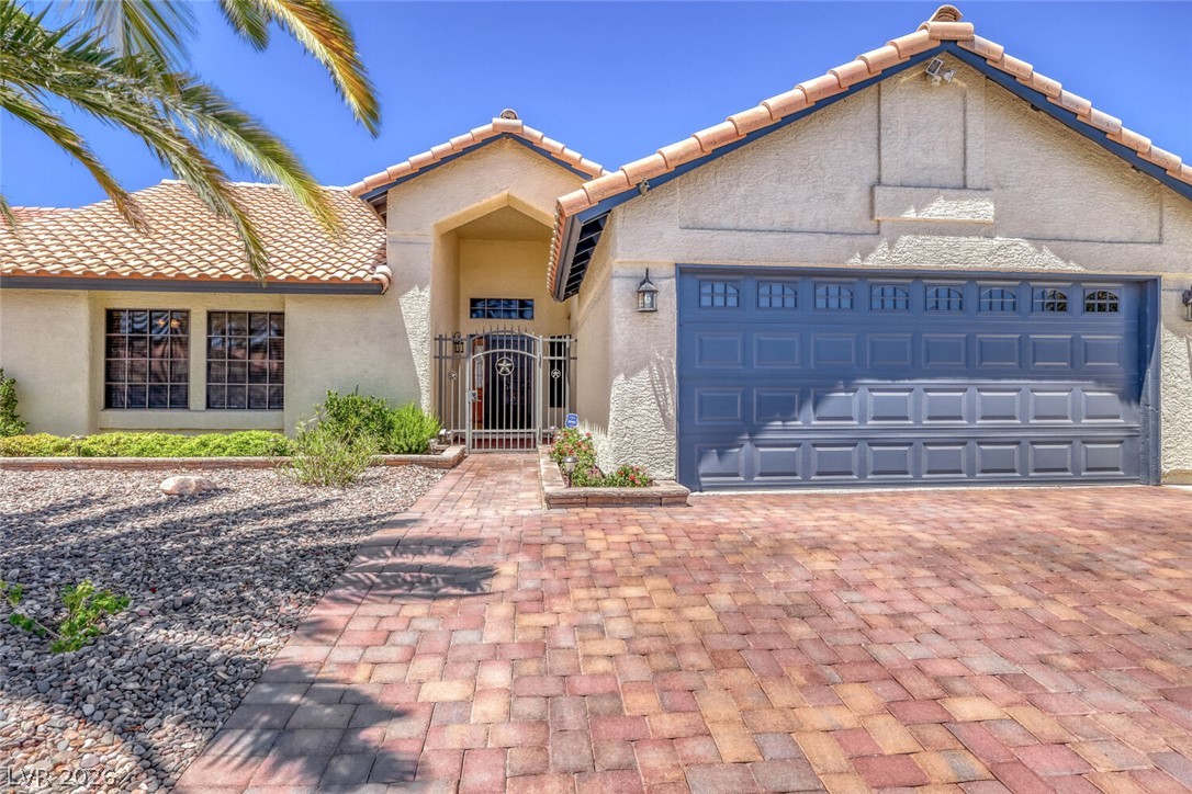 8039 Aspendale Drive Property Photo 10