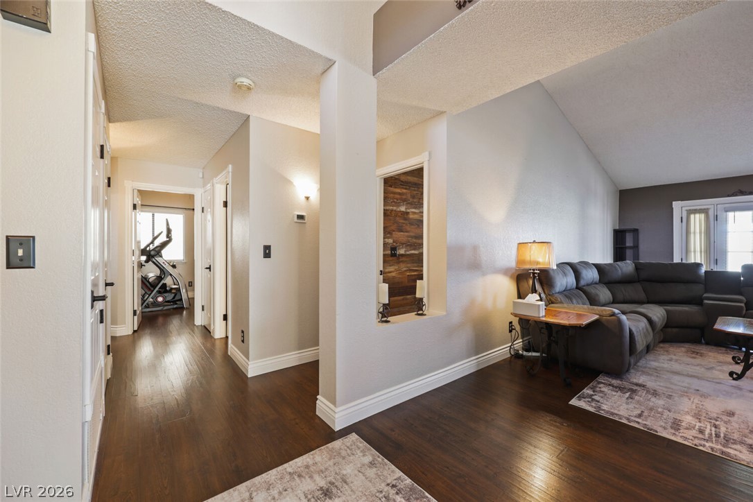 8039 Aspendale Drive Property Photo 13