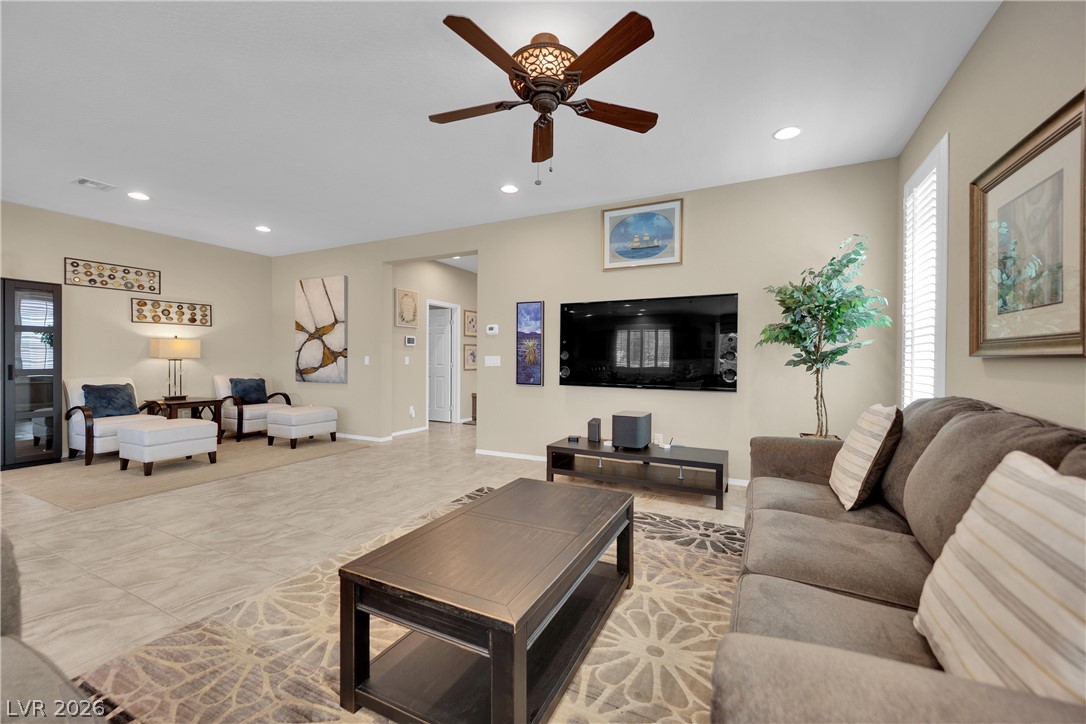 3829 Riviera Regal Avenue Property Photo 13