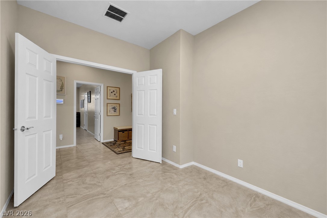 3829 Riviera Regal Avenue Property Photo 16