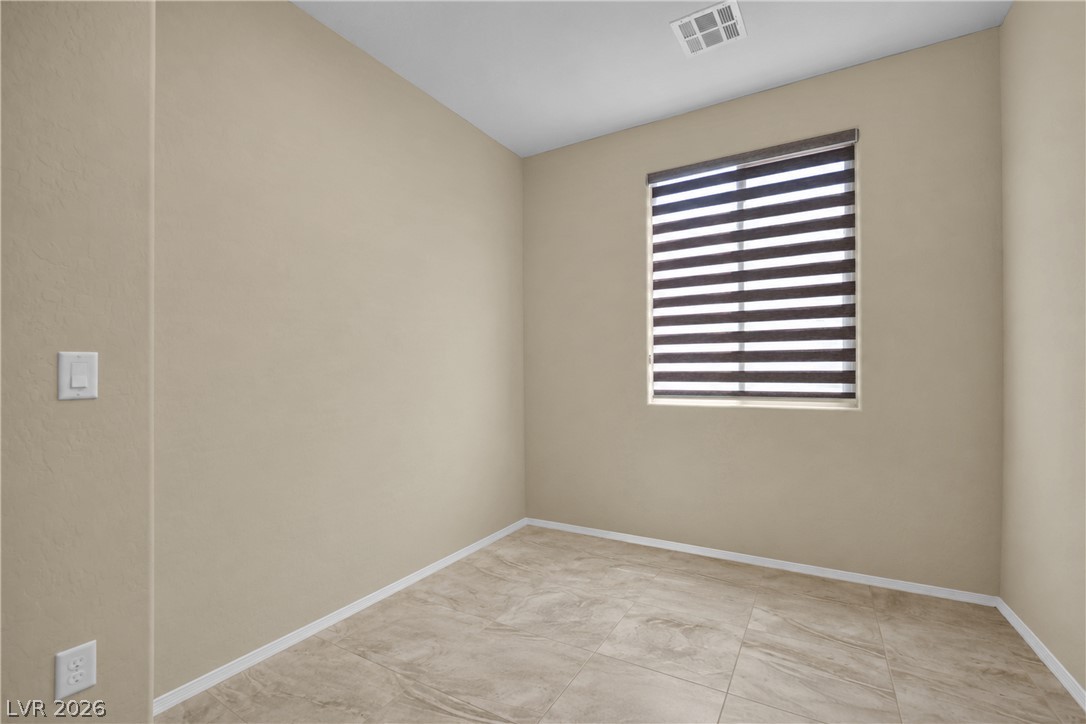 3829 Riviera Regal Avenue Property Photo 17