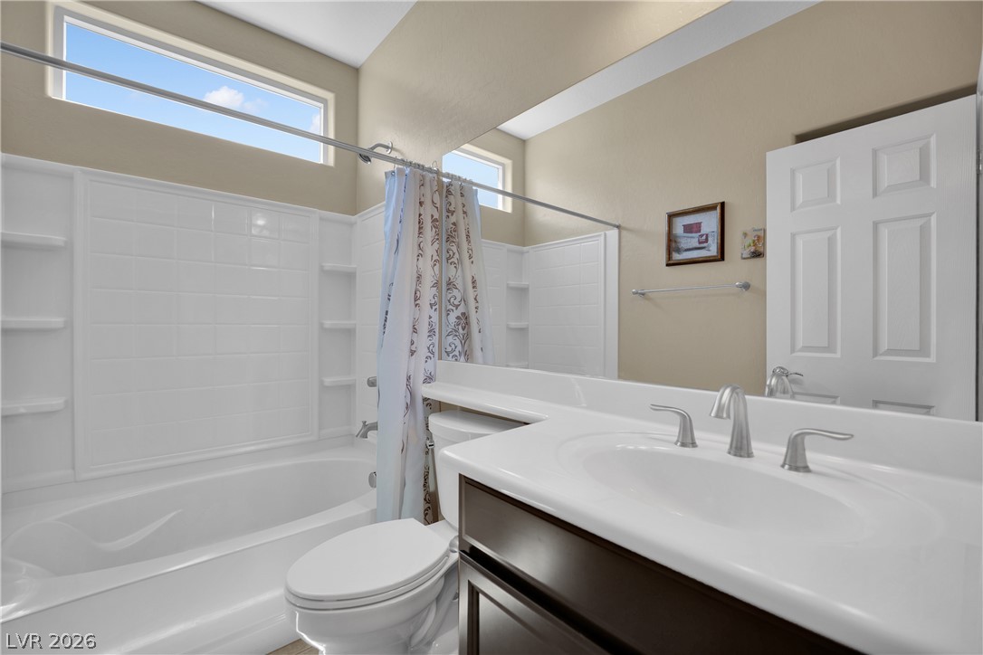 3829 Riviera Regal Avenue Property Photo 21