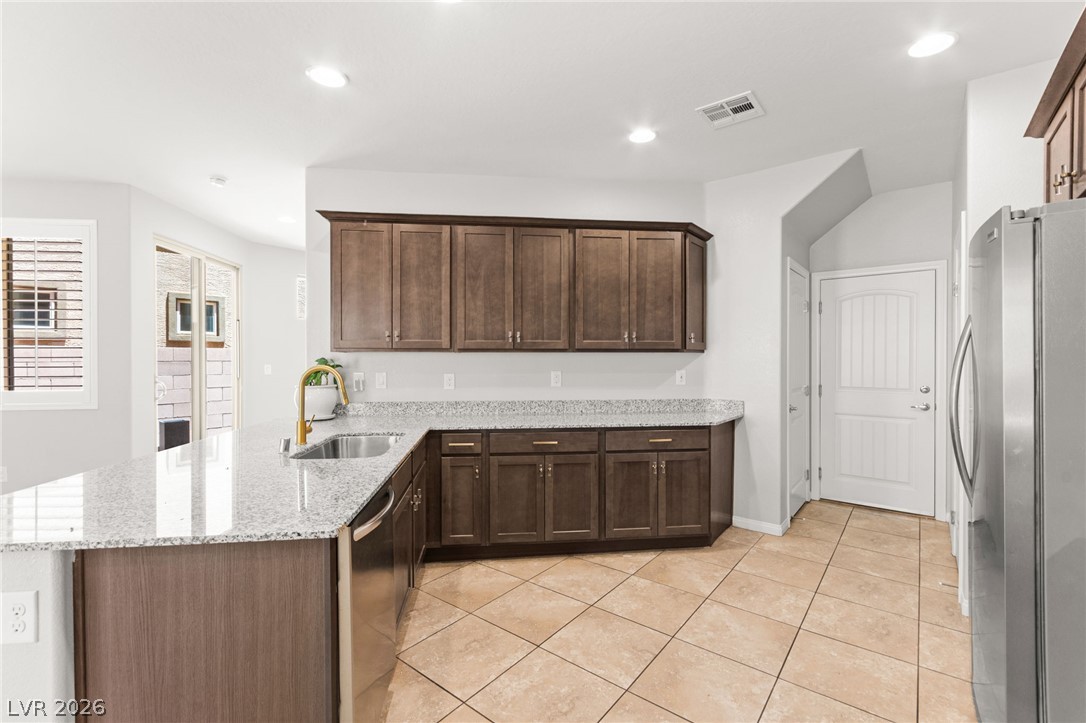 9225 Black Diamond Street Property Photo 17
