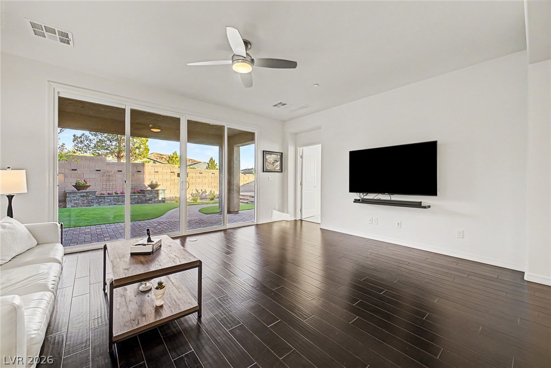 25 Via Corvina Property Photo 11