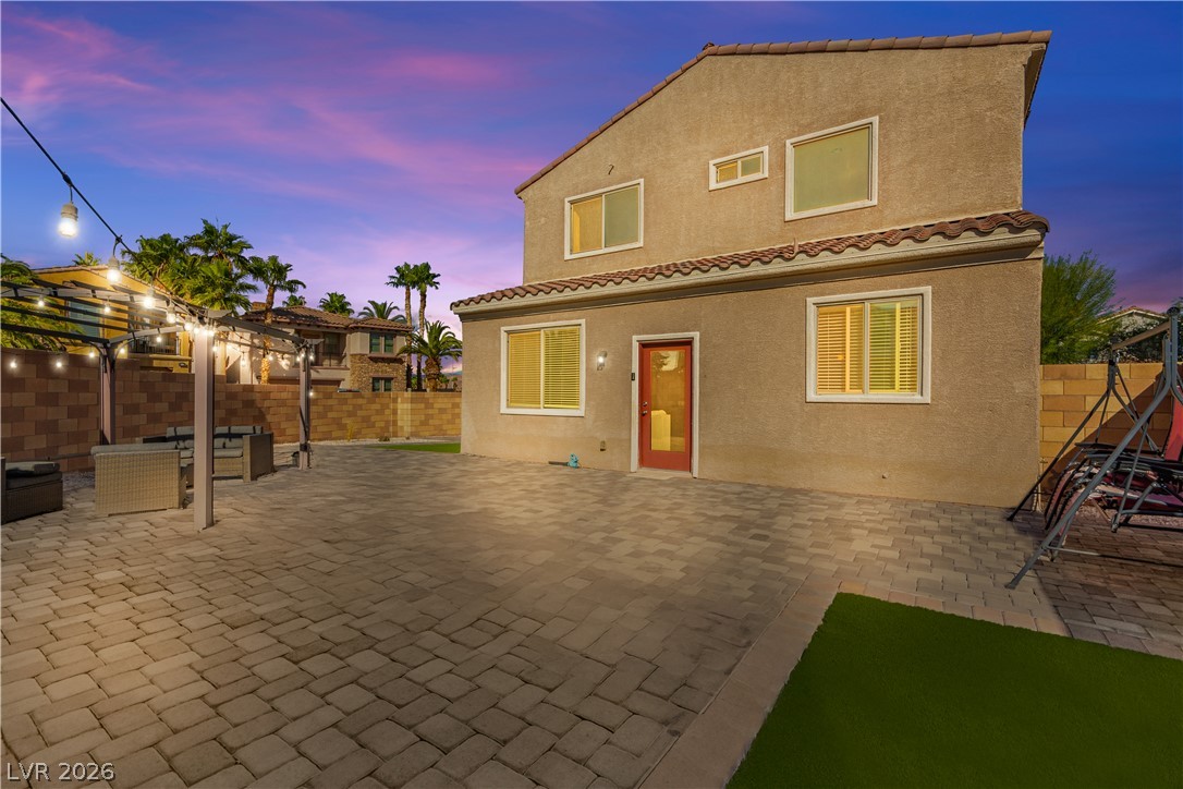 1548 Olivia Parkway Property Photo 2