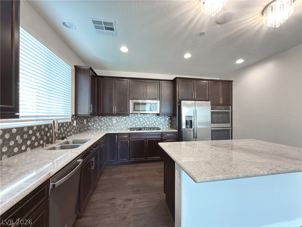 141 Neverland Avenue Property Photo 16