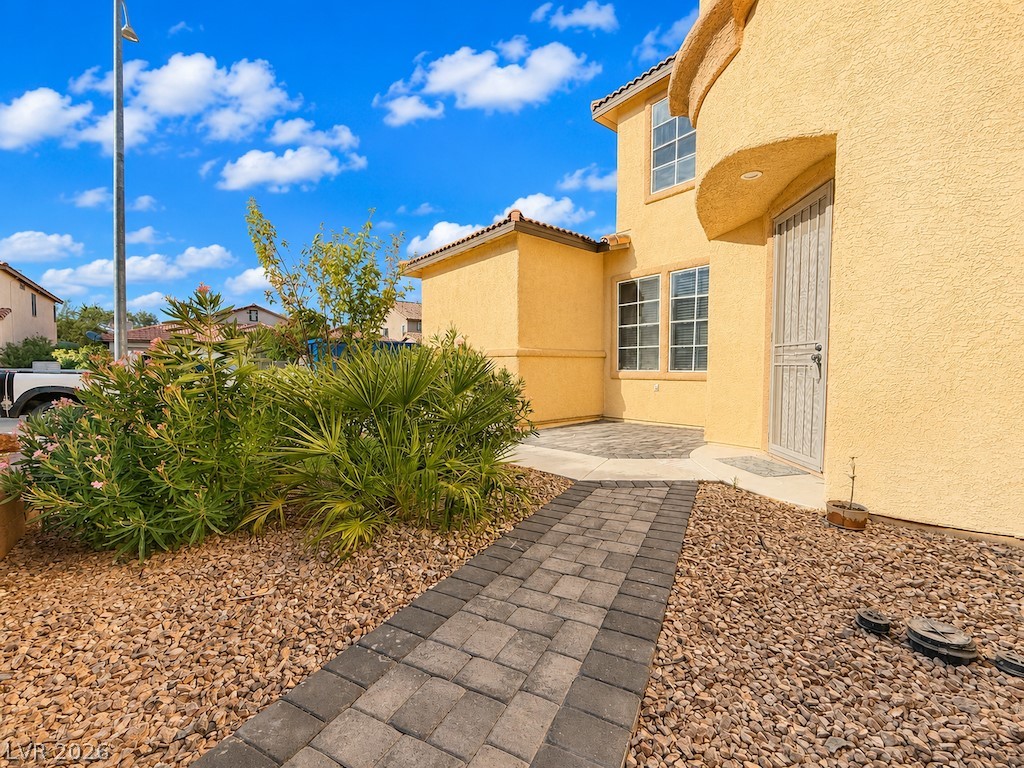 7681 West Mesa Verde Lane Property Photo 3