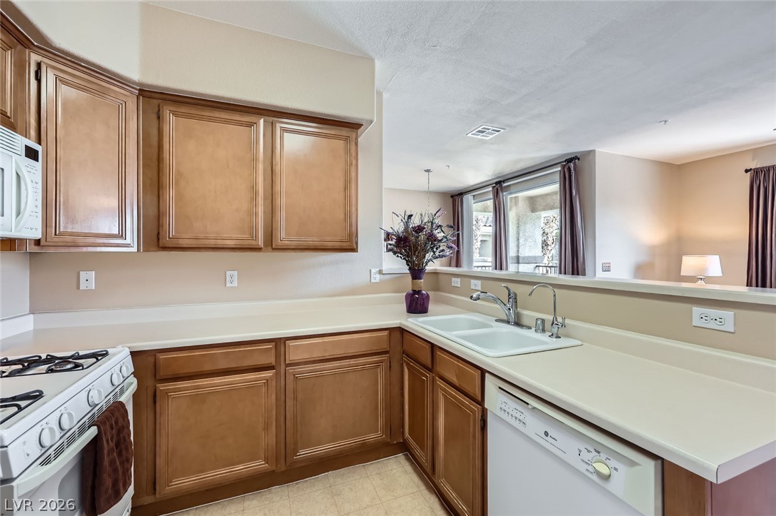 7151 South Durango Drive 312 Property Photo 12