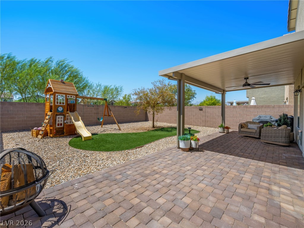 4455 Shimmer Point Avenue Property Photo 2