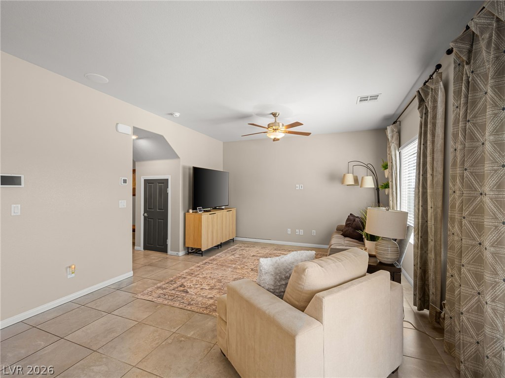 4455 Shimmer Point Avenue Property Photo 11