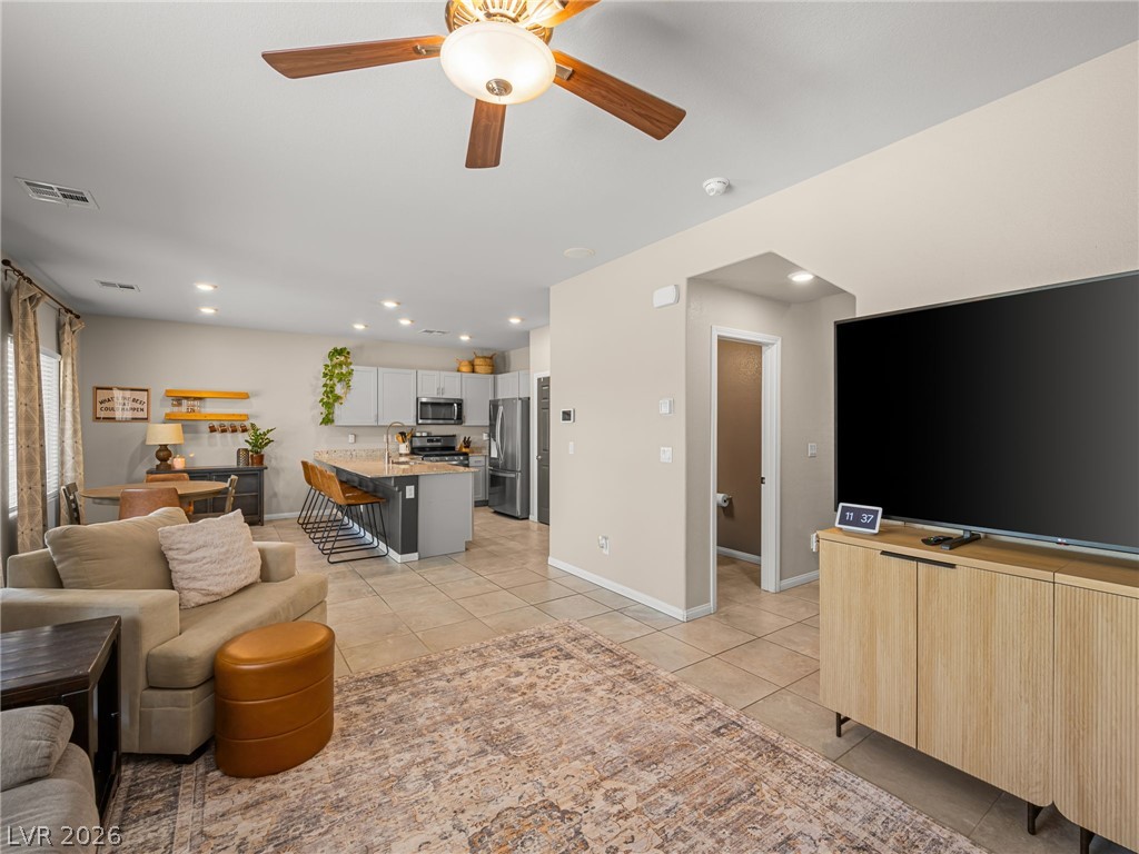 4455 Shimmer Point Avenue Property Photo 13