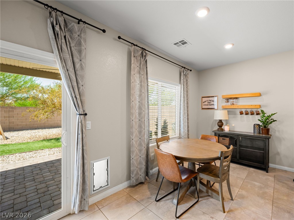 4455 Shimmer Point Avenue Property Photo 14